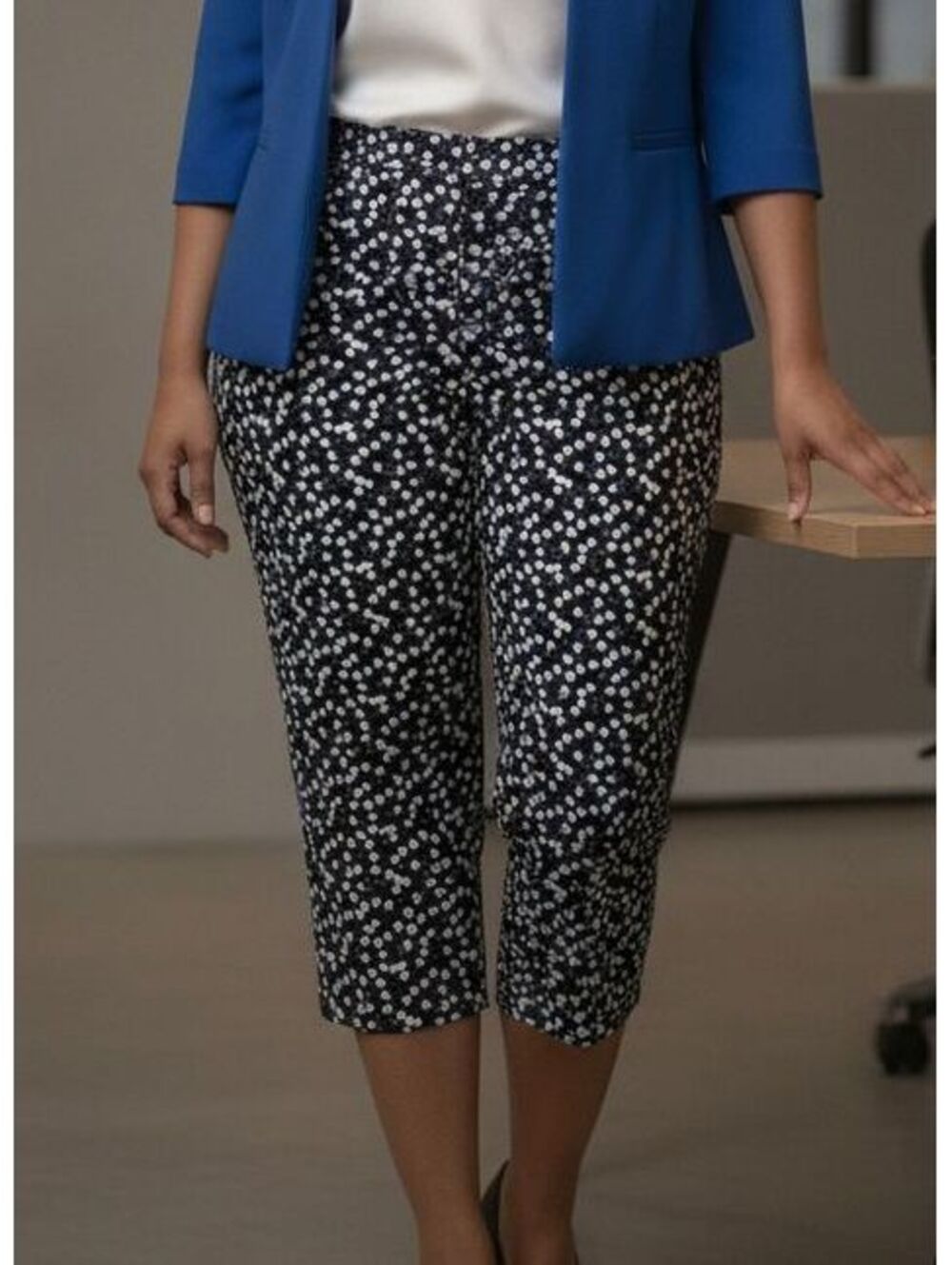 In Every Story Black & White Polka Dot Pants Size 26